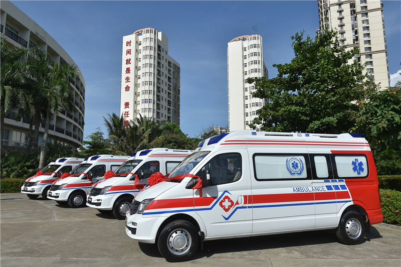 上汽集團(tuán)、上海煙草集團(tuán)愛心救護(hù)車捐贈(zèng)活動(dòng)在海南、青海兩地同時(shí)進(jìn)行
