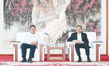 中國(guó)能建與柳工集團(tuán)共商高端裝備與綠色建造協(xié)同創(chuàng)新