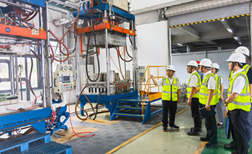 柳工高層領(lǐng)導(dǎo)開(kāi)展安全生產(chǎn)大檢查