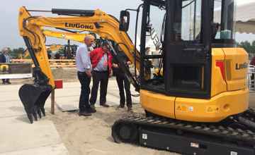 柳工多款產(chǎn)品在2016年荷蘭TKD工程機(jī)械展會受關(guān)注