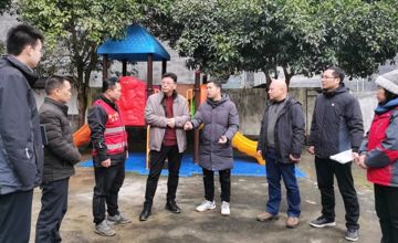 走訪慰問(wèn)暖人心 情系鄉(xiāng)村促振興